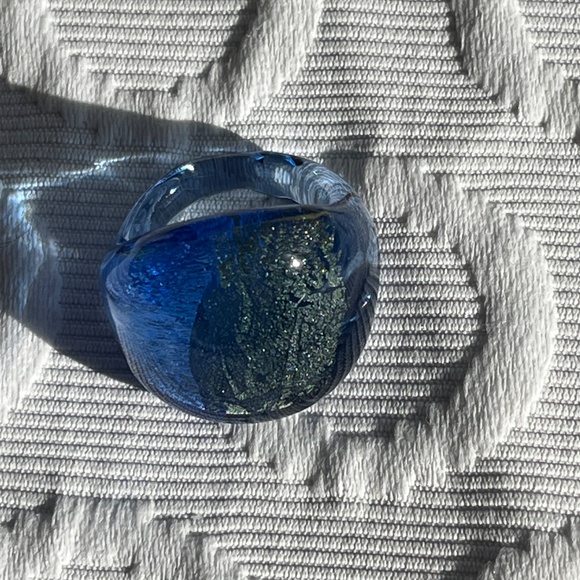 Murano glass ring (6.5) in blue with silver & gold accents. - Picture 6 of 11